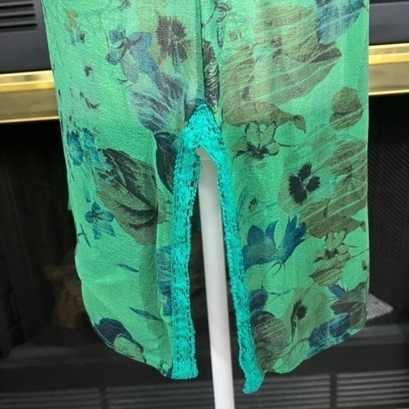 Language for Anthropologie Beautiful Silk Green Tunic Top with Crochet Elements. - Picture 7 of 11